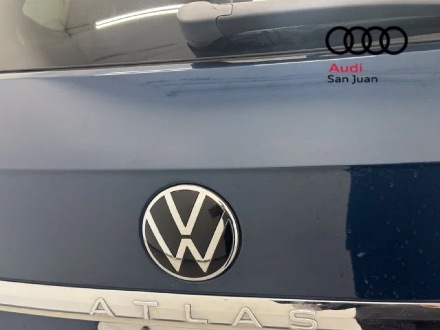Used 2023 Blue Volkswagen 3.6L V6 SE w/Technology image 10