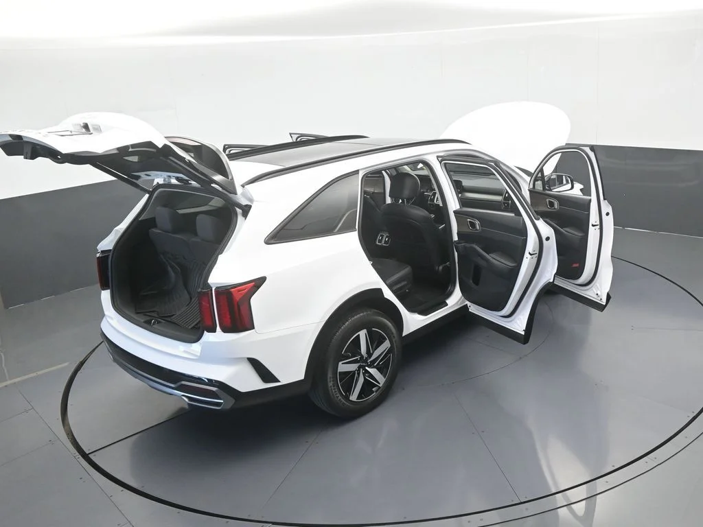 Used 2022 Glacial White Pearl Kia EX image 71