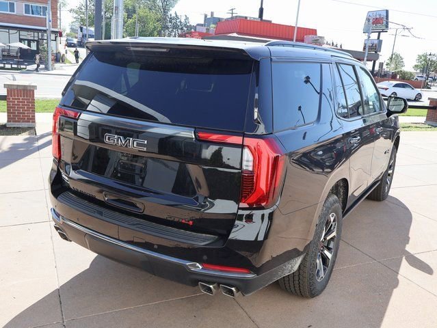 2026 GMC Yukon AT4 - Photo 5