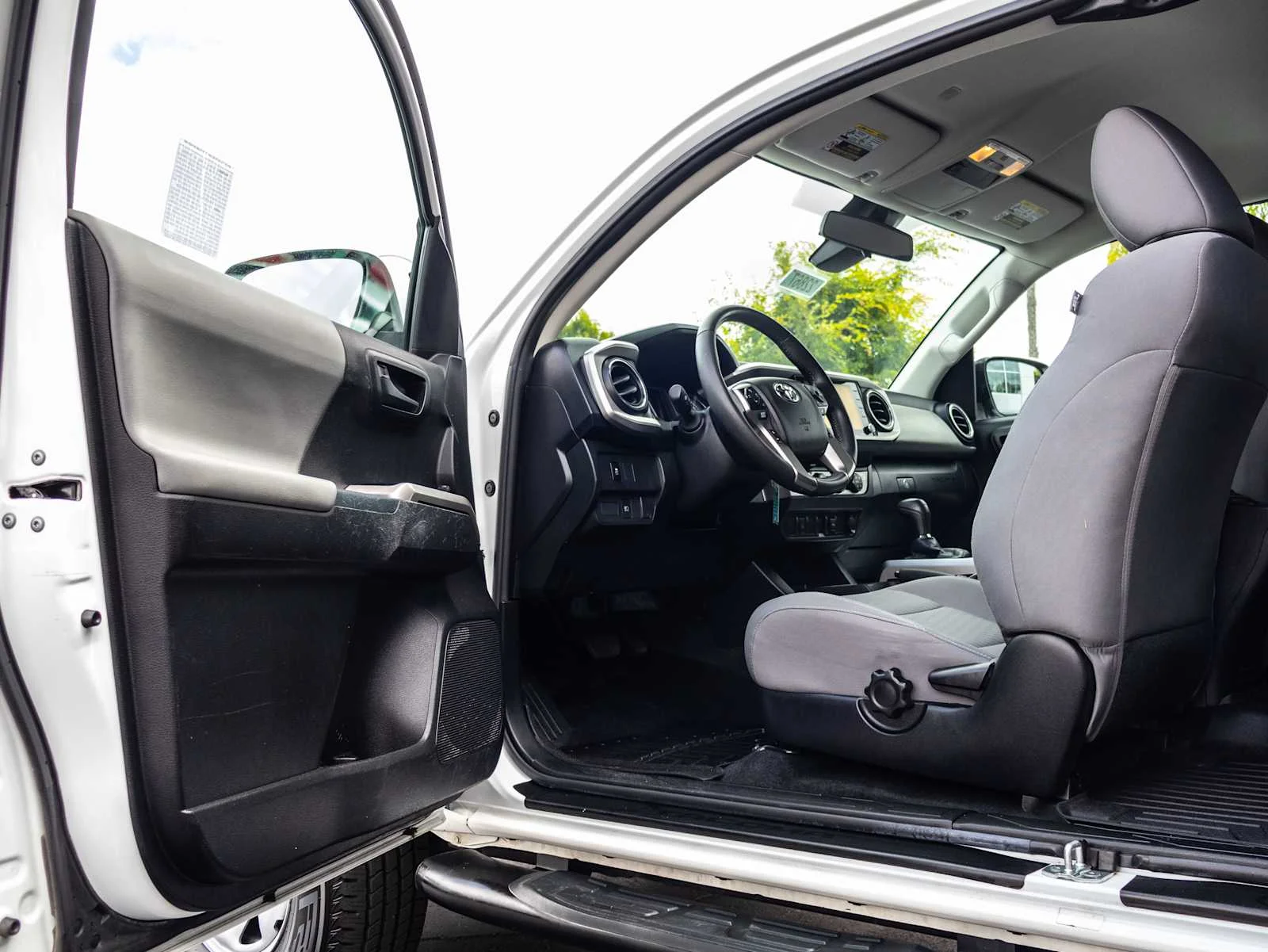 Certified Used 2021 Super White Toyota SR5 image 17