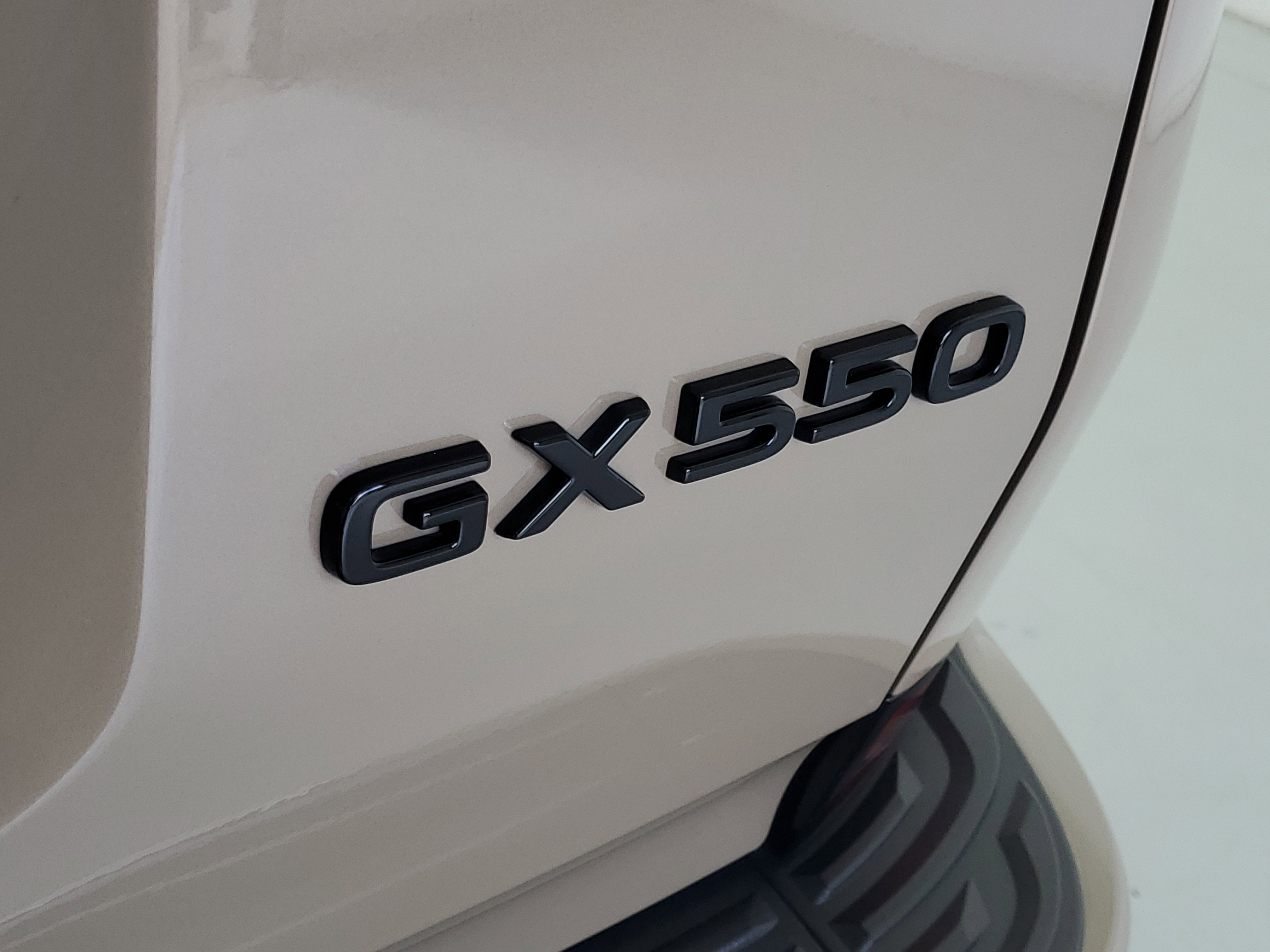 Used 2025 Earth/Black Roof Lexus 550 Overtrail+ image 9