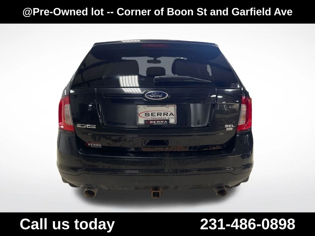 Used 2014 Black Ford SEL image 4