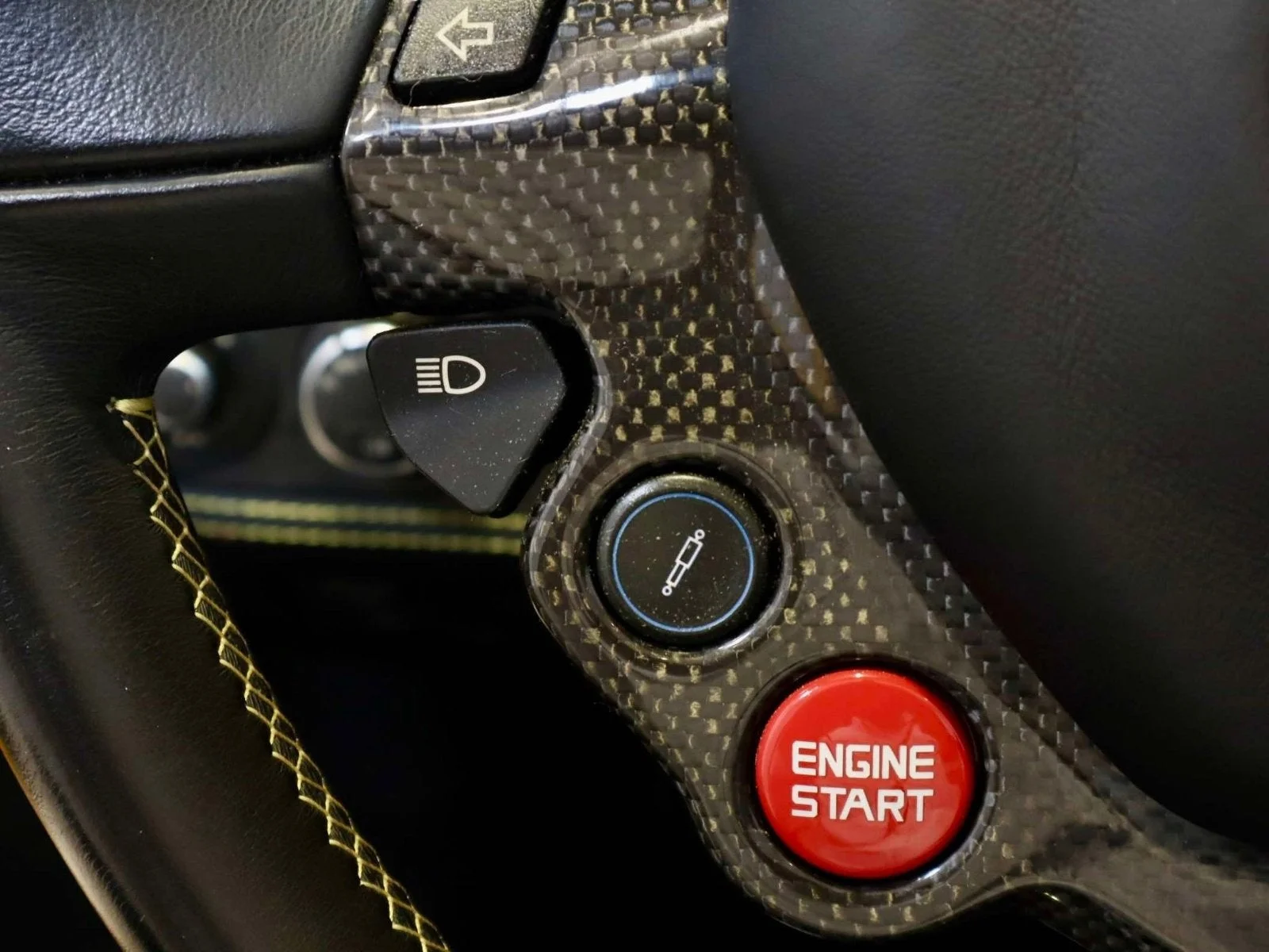 Used 2013 Giallo Modena Ferrari  image 26
