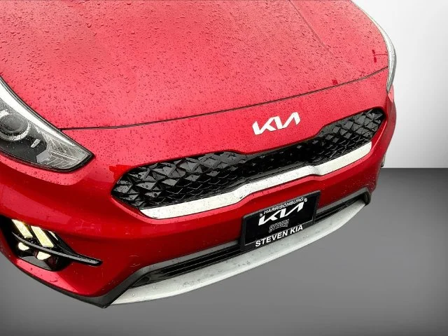 Used 2022 Red Kia LXS image 36