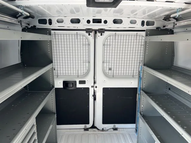 Used 2025 White Ram SLT image 24