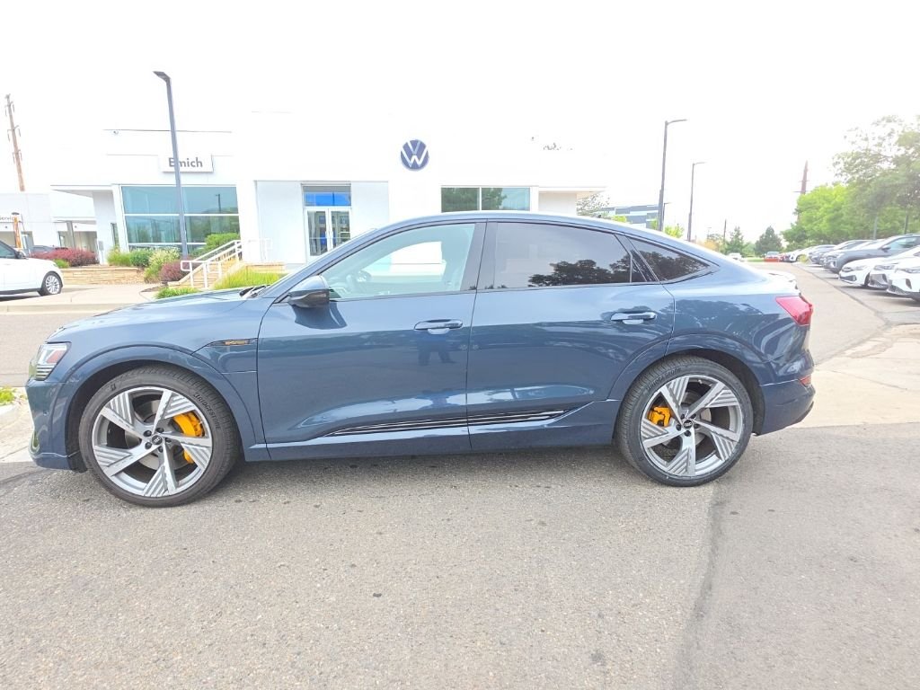 Used 2023 Blue Metallic Audi S line Prestige image 2