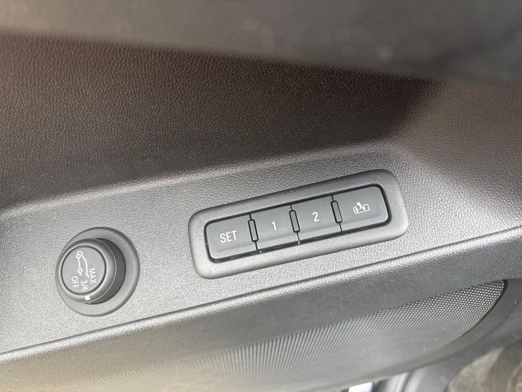 Used 2020 Midnight Blue Metallic Chevrolet Premier image 10