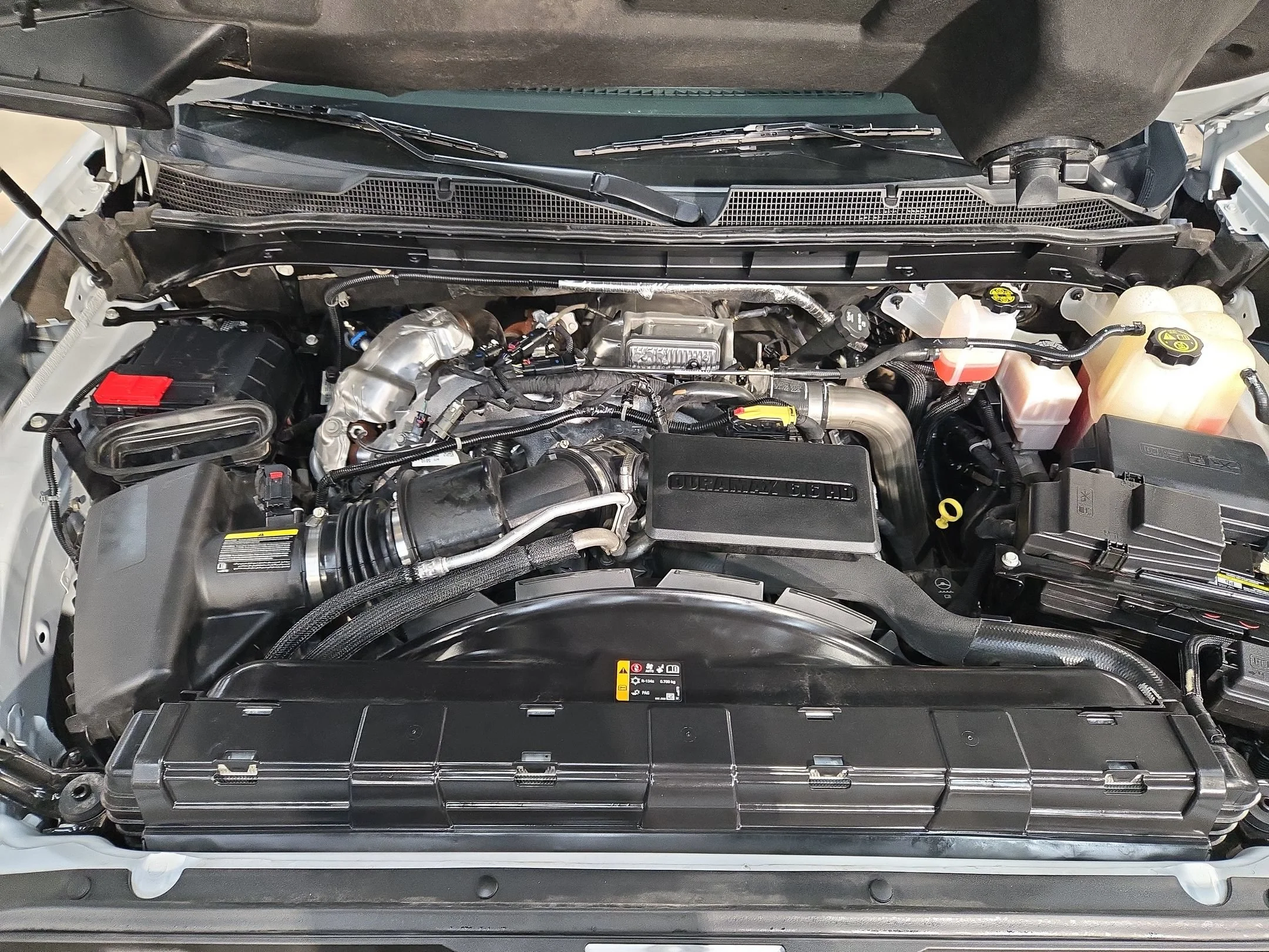 Used 2023 Summit White Chevrolet LTZ image 19