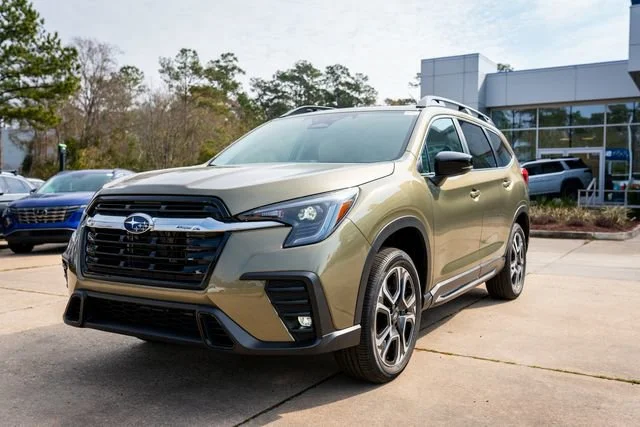 New 2026 Autumn Green Metallic Subaru Limited image 11