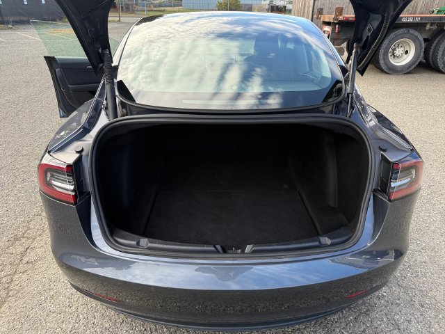 Used 2021 Midnight Silver Metallic Tesla Long Range image 23