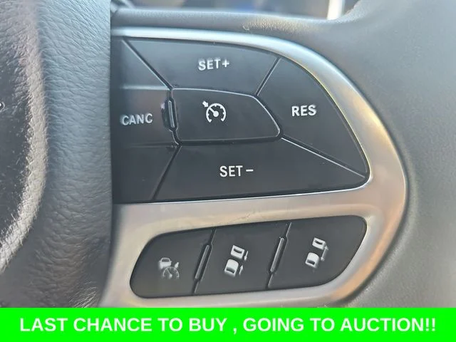Used 2022 White Chrysler Pinnacle image 18