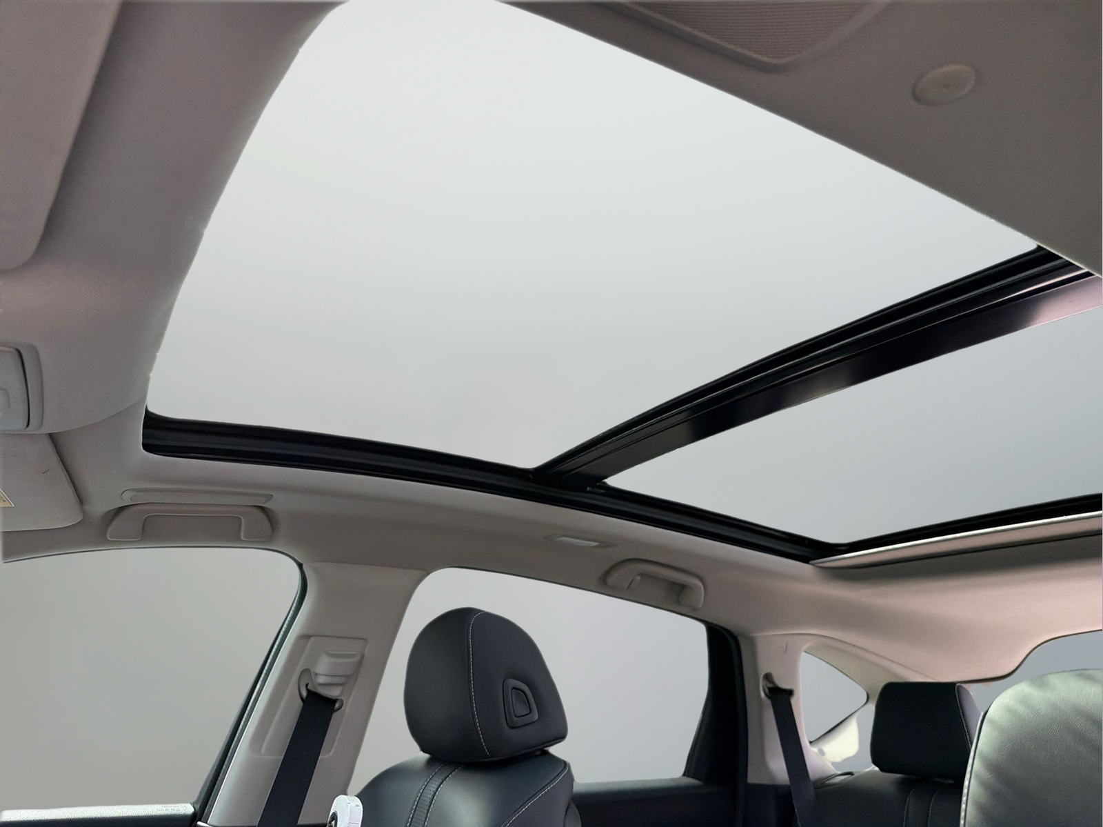 Used 2023 Platinum White Pearl Acura Technology Package image 34