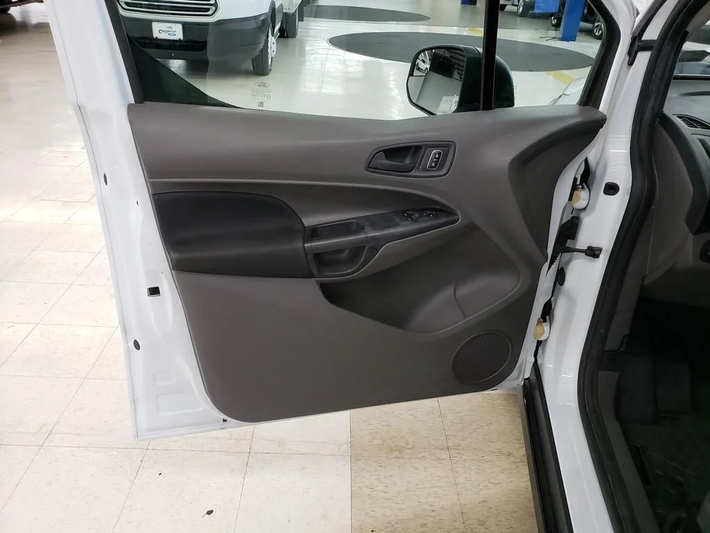 Used 2019 Frozen White Ford XL image 16