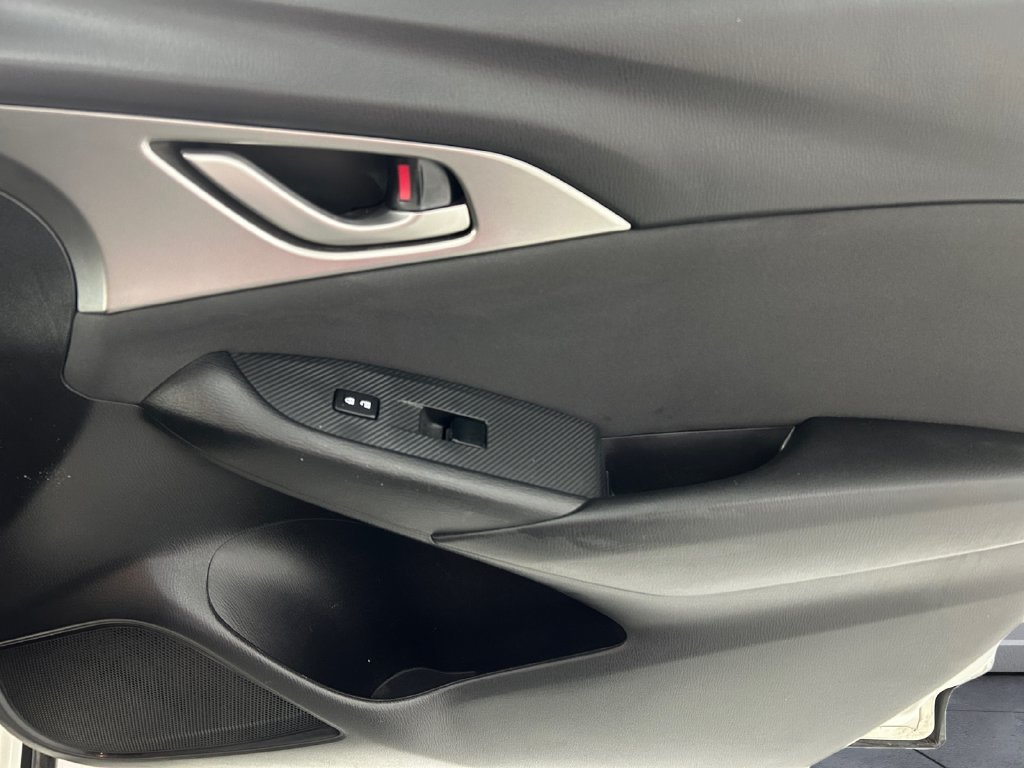 Used 2018 White Mazda Sport image 15