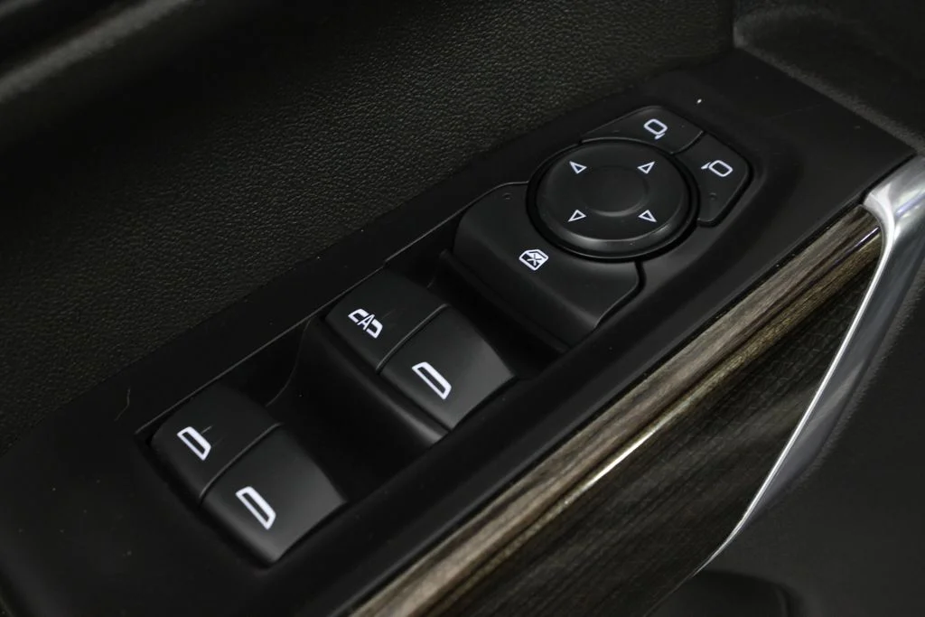 2021 Chevrolet Silverado 1500 LT - Photo 21