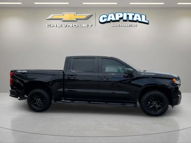 Used 2023 Black Chevrolet RST image 6
