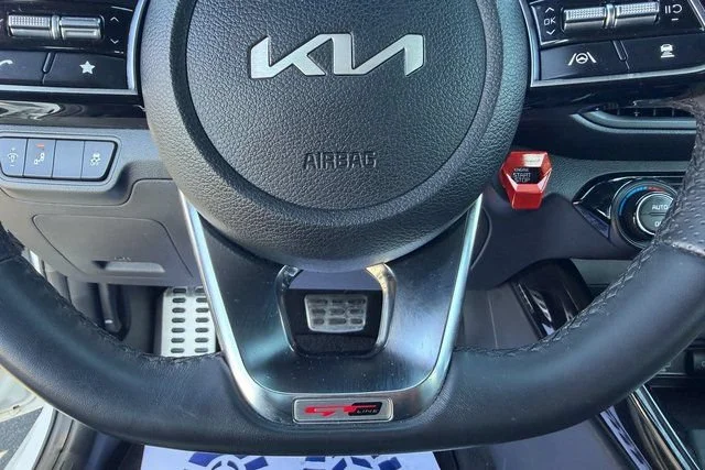 Used 2024  Kia GT-Line image 19