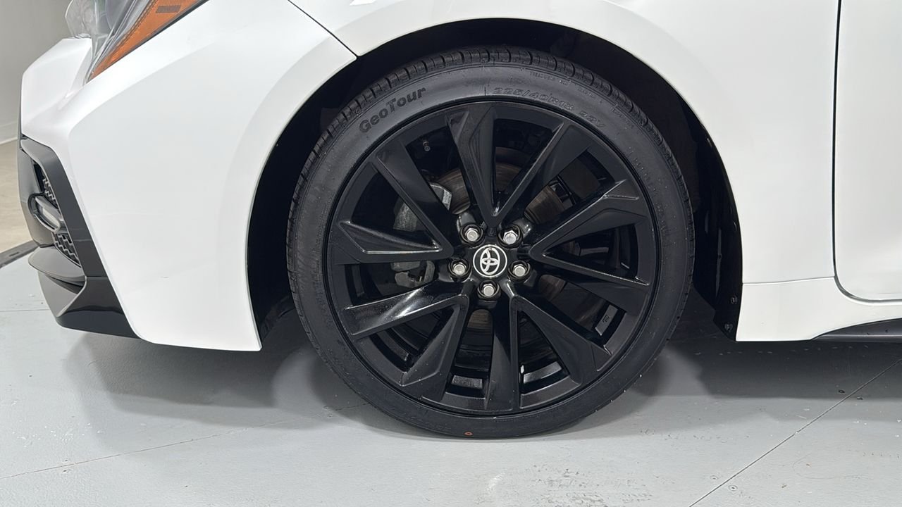 Used 2022 White Toyota SE Nightshade image 24