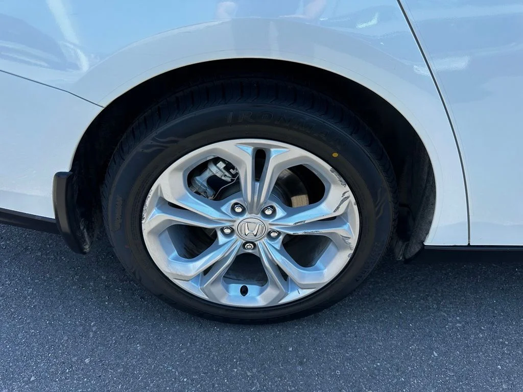 Used 2024  Honda LX image 12