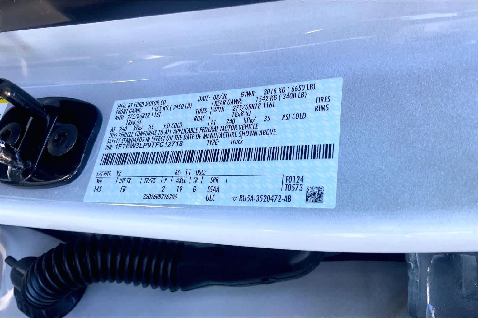 New 2026 Oxford White Ford XLT image 19