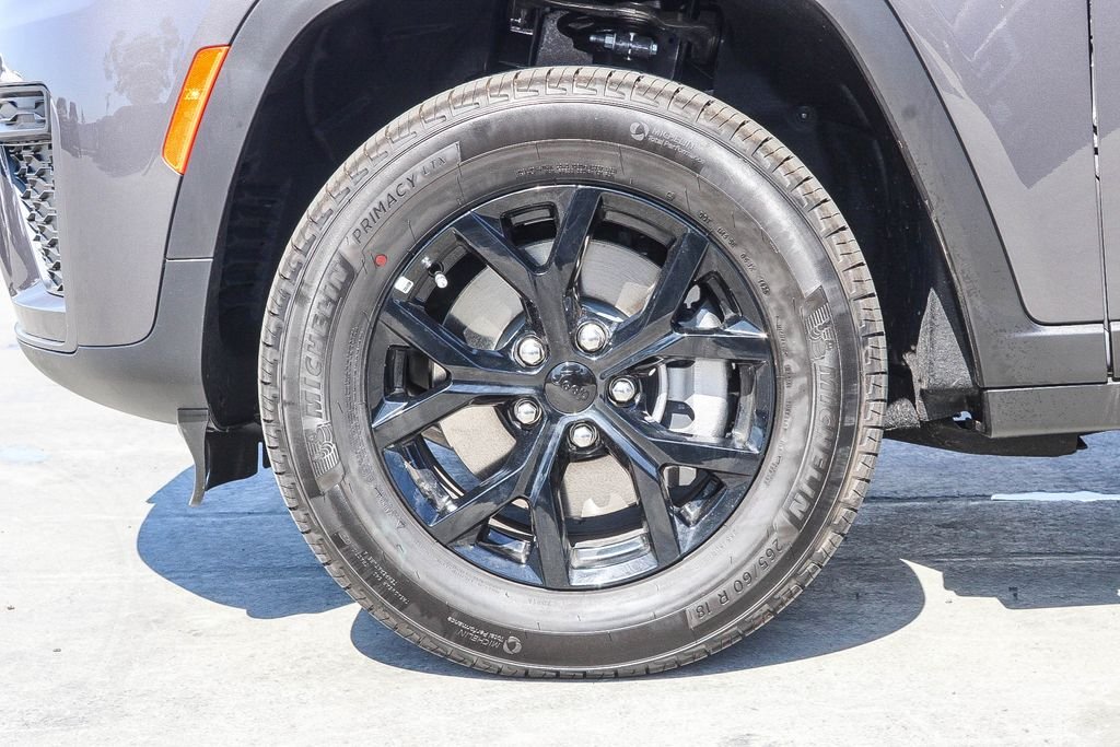 New 2026 Gray Metallic Jeep Altitude image 10