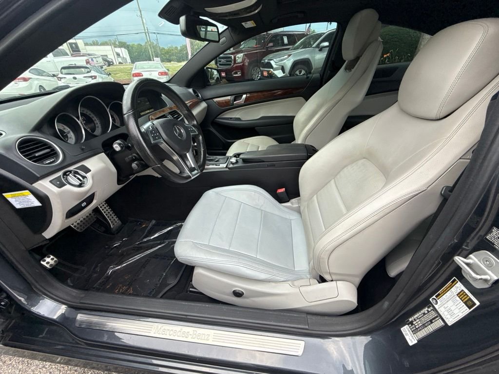 Used 2014 Gray Mercedes-Benz C 250 image 9