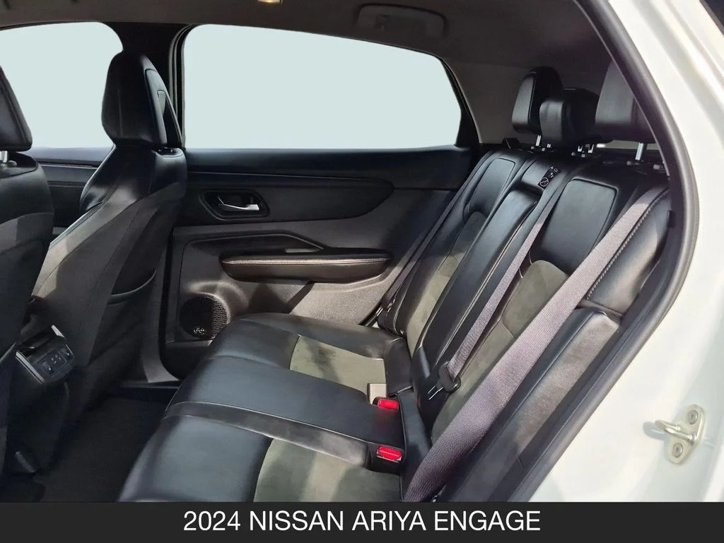 Used 2024 White Nissan ENGAGE image 16