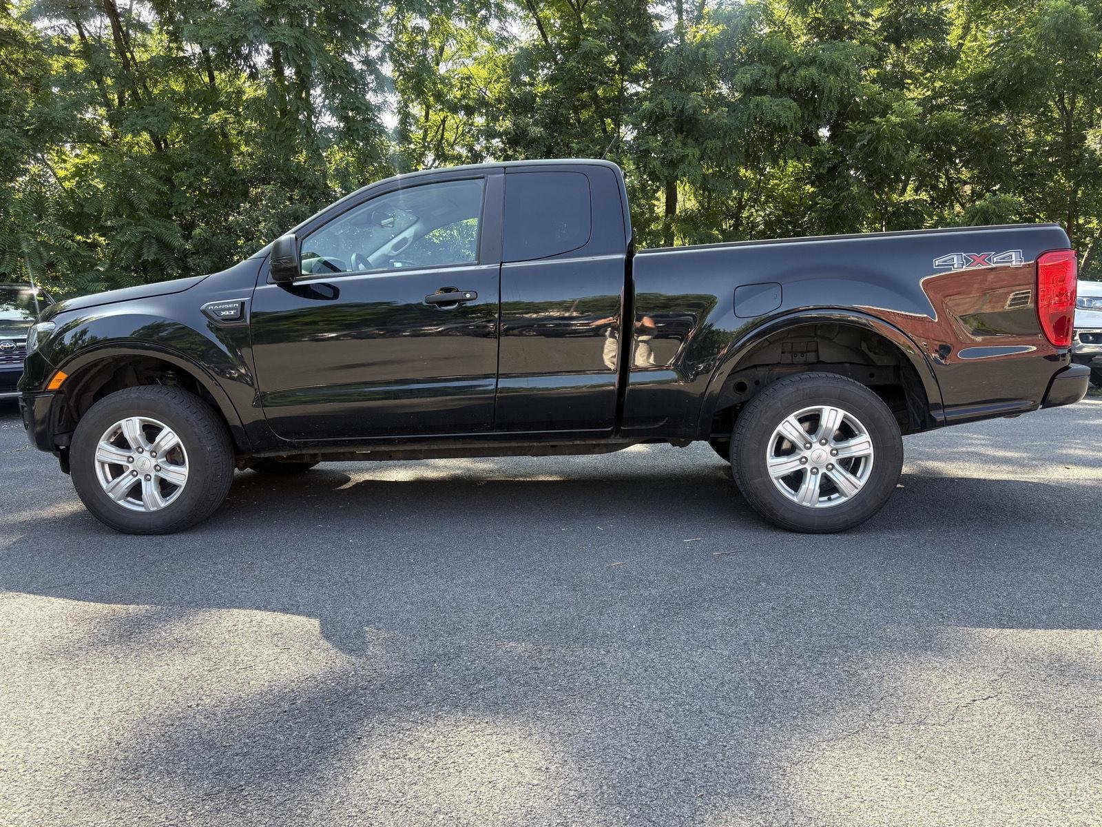 Used 2020 Shadow Black Ford XLT image 6