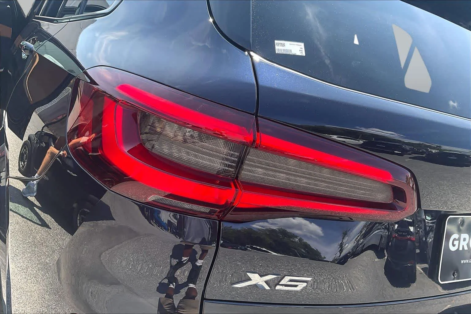 Used 2023 Carbon Black Metallic BMW xDrive40i image 29