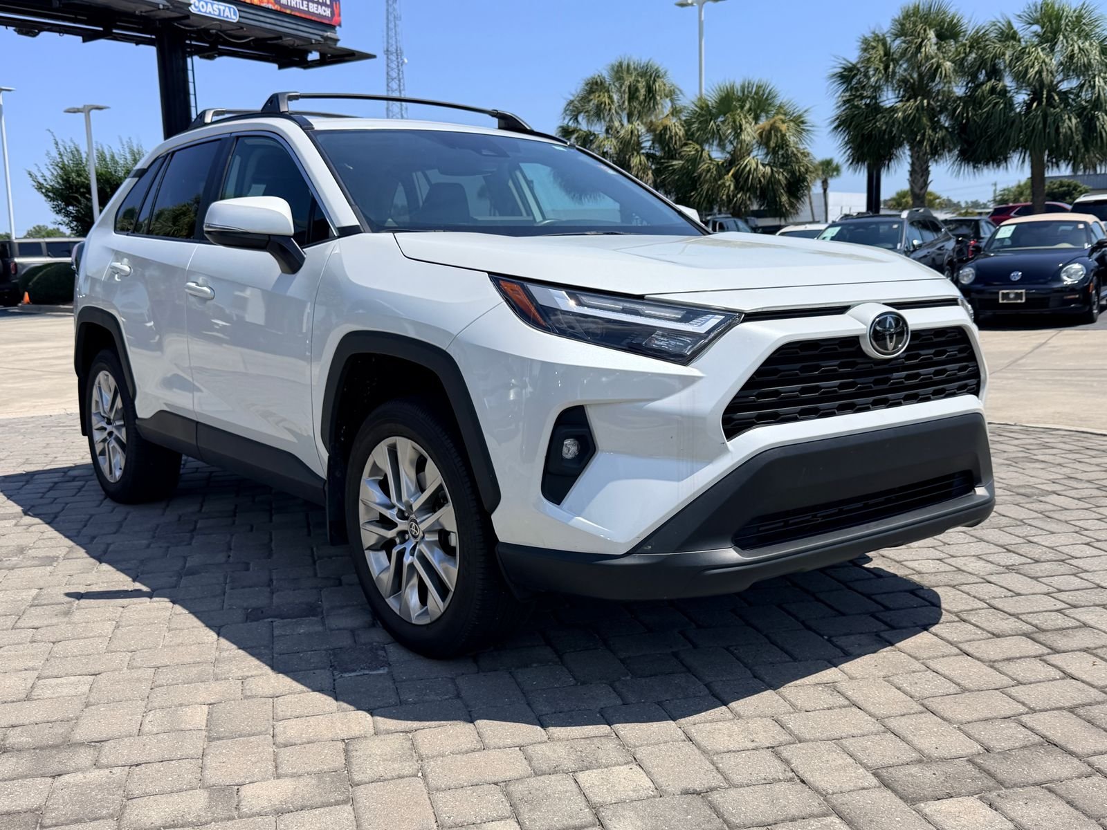 Used 2024 Pearl Toyota XLE Premium image 6