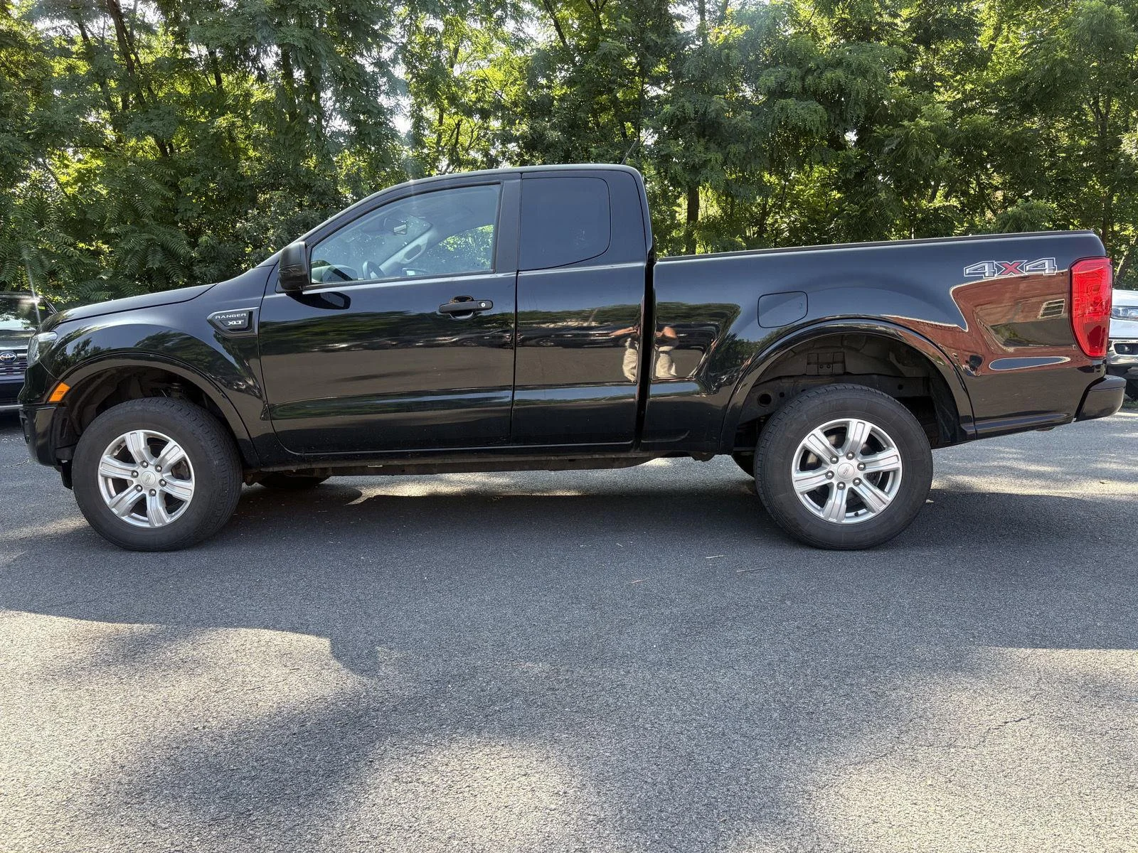 Used 2020 Shadow Black Ford XLT image 6