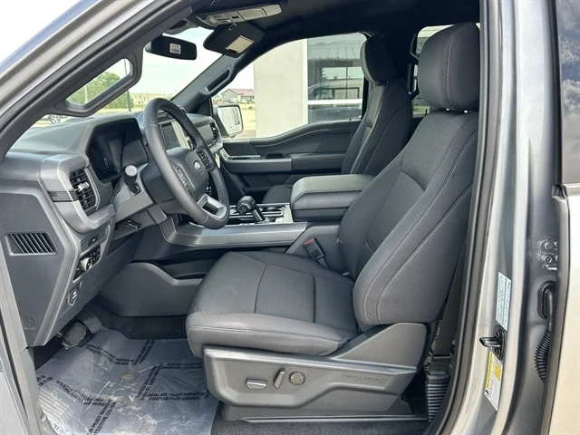 New 2026 Iconic Silver Metallic FORD XLT image 9