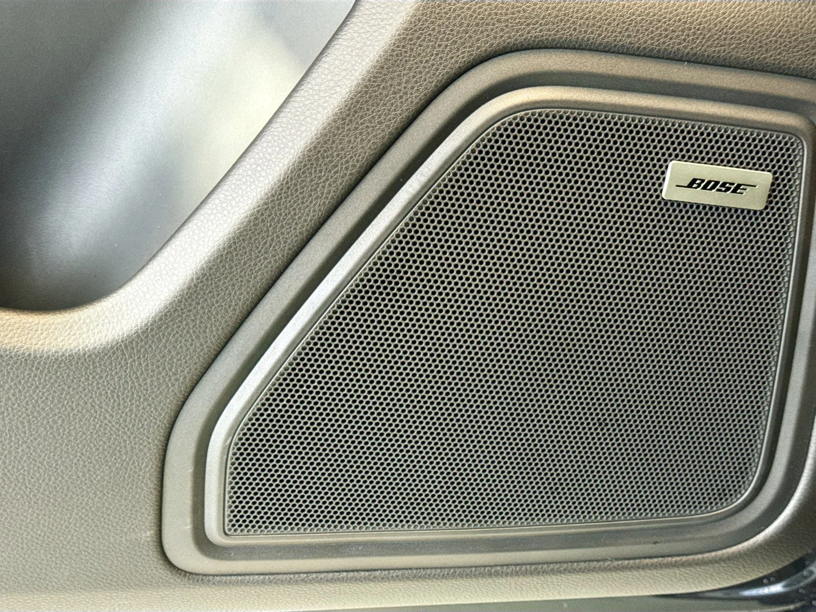 Used 2026 Volcano Grey Metallic Porsche  image 12