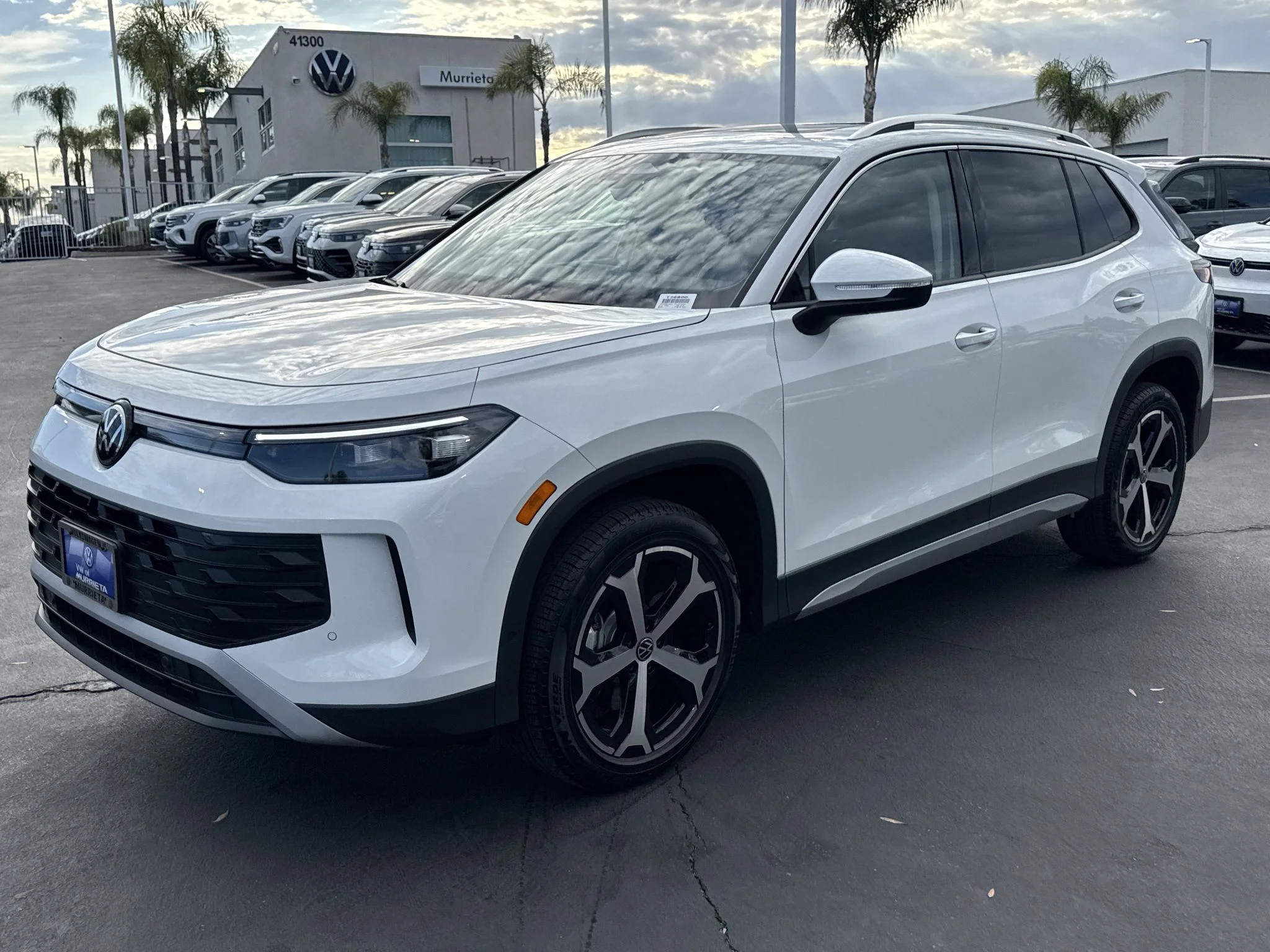 New 2026 Pure White Volkswagen SE image 3
