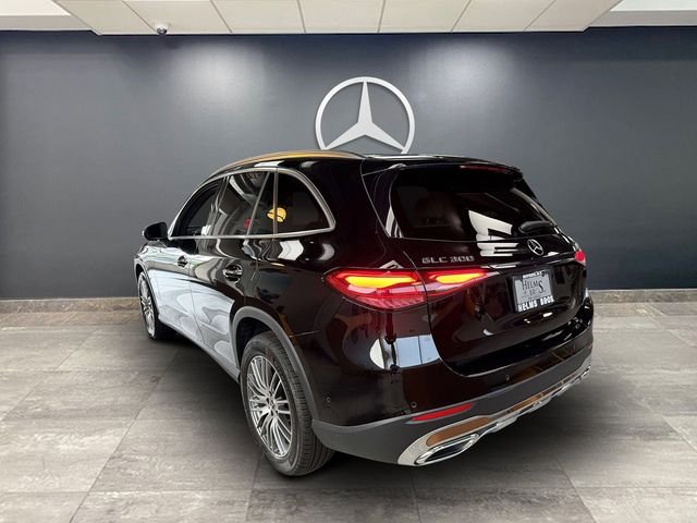 Used 2024 Black Mercedes-Benz GLC 300 image 3