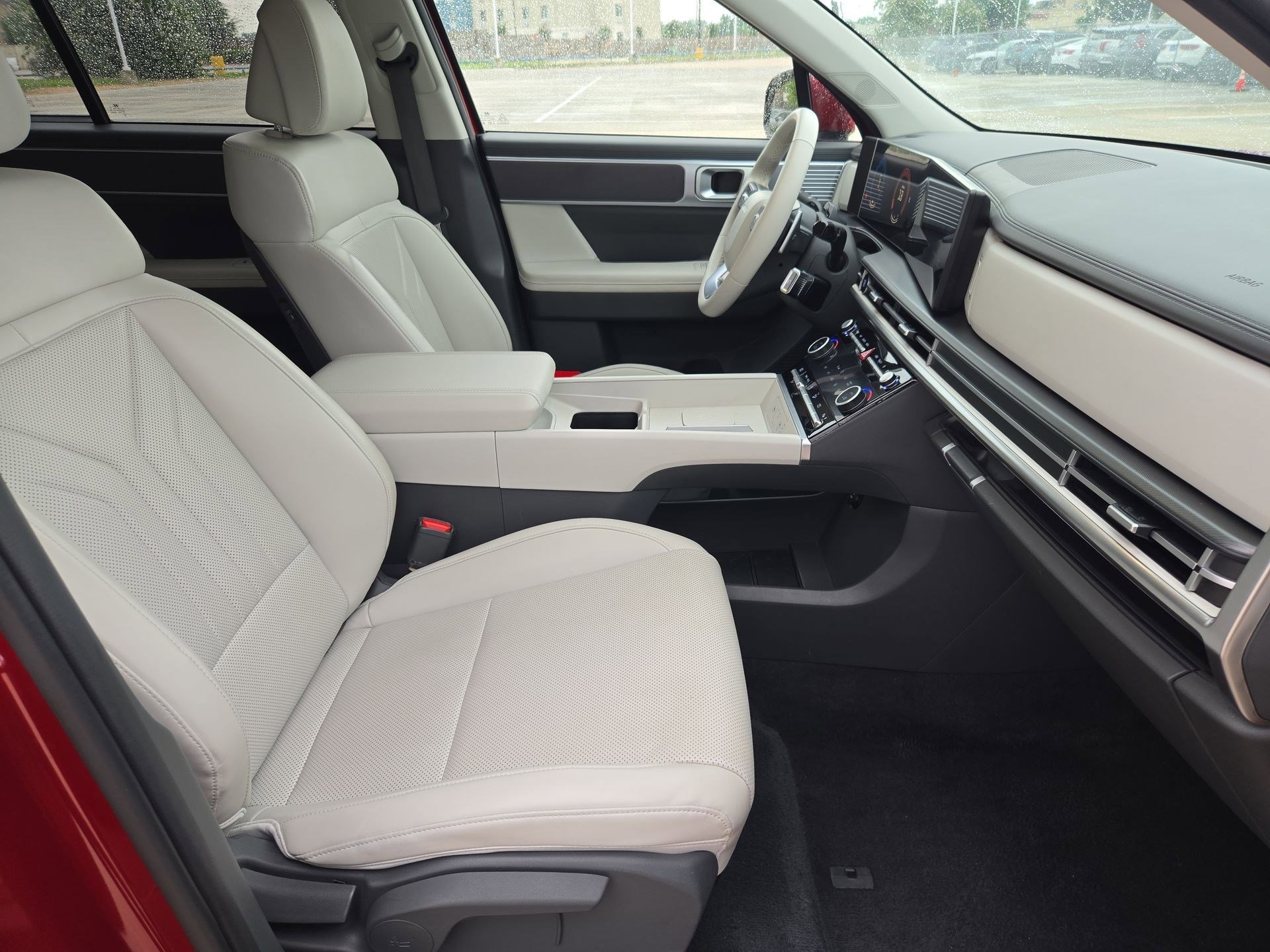 Used 2025 Ultimate Red Hyundai SEL image 30