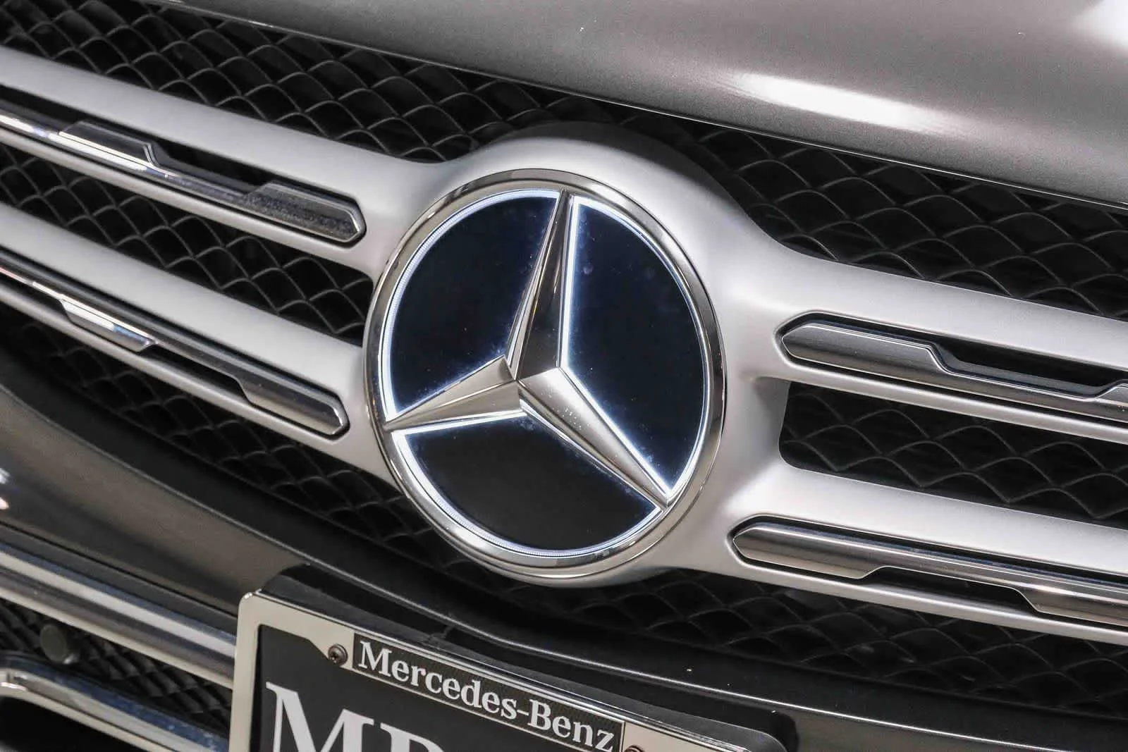 Certified Used 2022 Graphite Grey Metallic Mercedes-Benz GLC 300 image 14