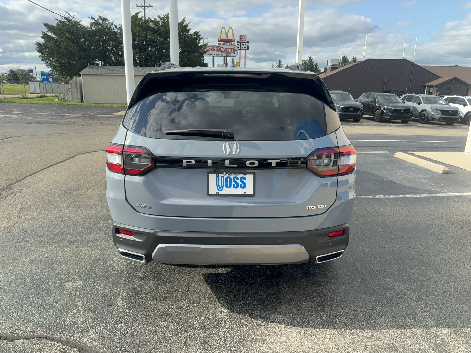 New 2026 Sonic Gray Pearl Honda Touring image 6