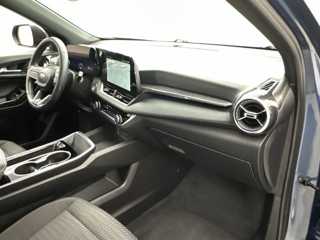 2025 Chevrolet Equinox LT - Photo 13