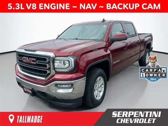 2017 GMC Sierra 4WD Crew Cab Standard Box SLE's photo