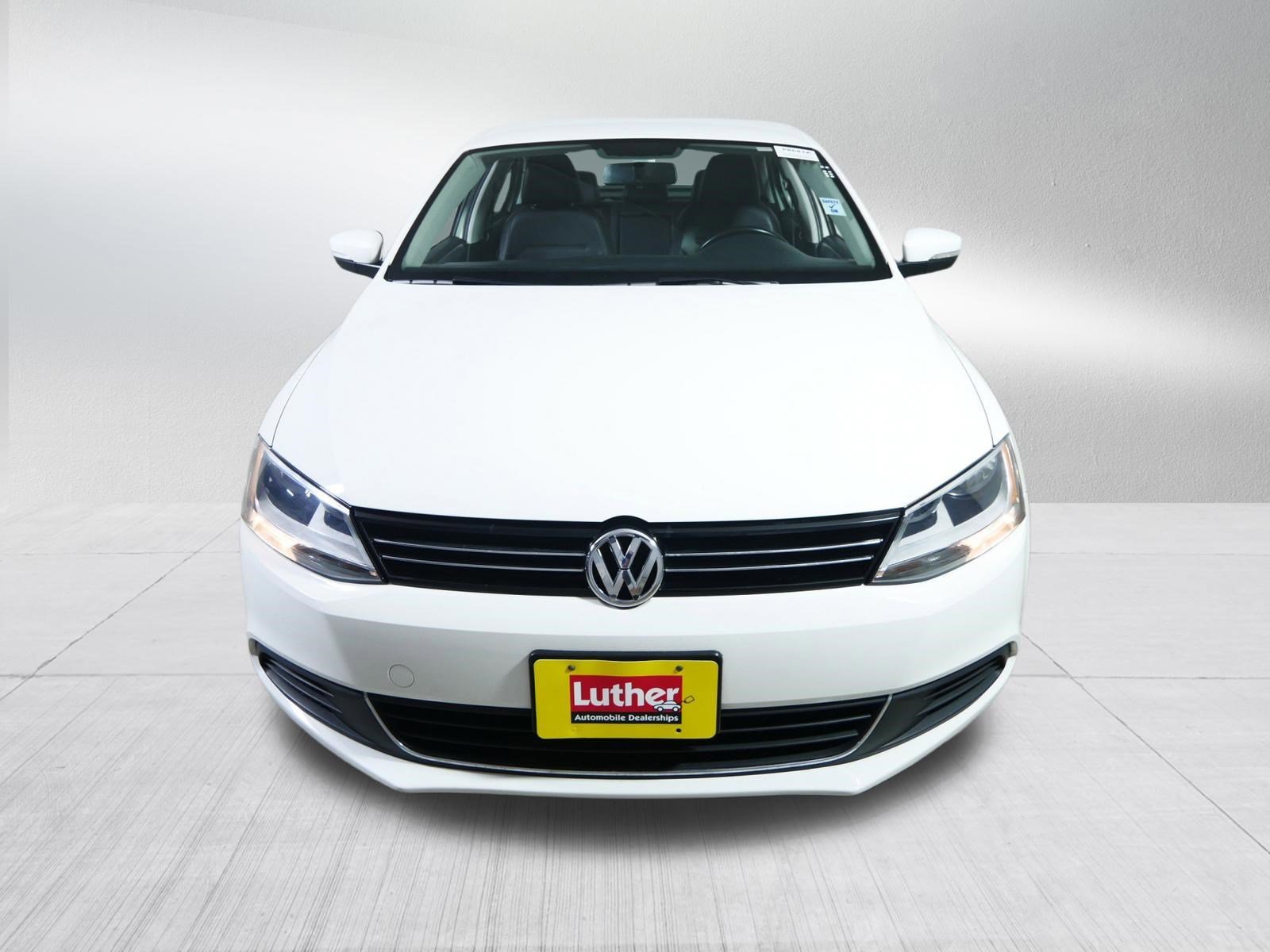 Used 2013 Volkswagen Jetta SE with VIN 3VWBX7AJ6DM401248 for sale in Brooklyn Center, Minnesota