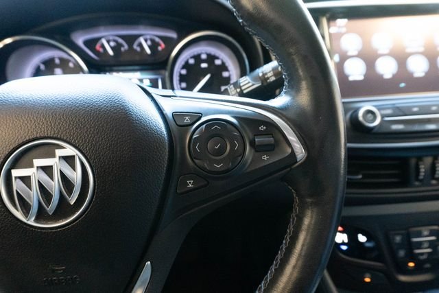 Used 2020 White Buick Essence image 22