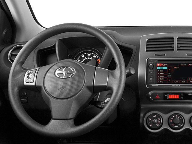 Used 2014 Super White Scion Base image 6