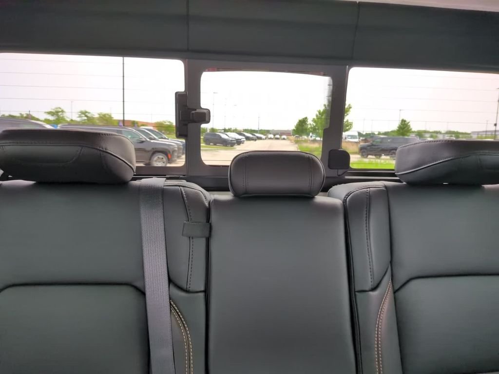 New 2026 41 Jeep  image 24