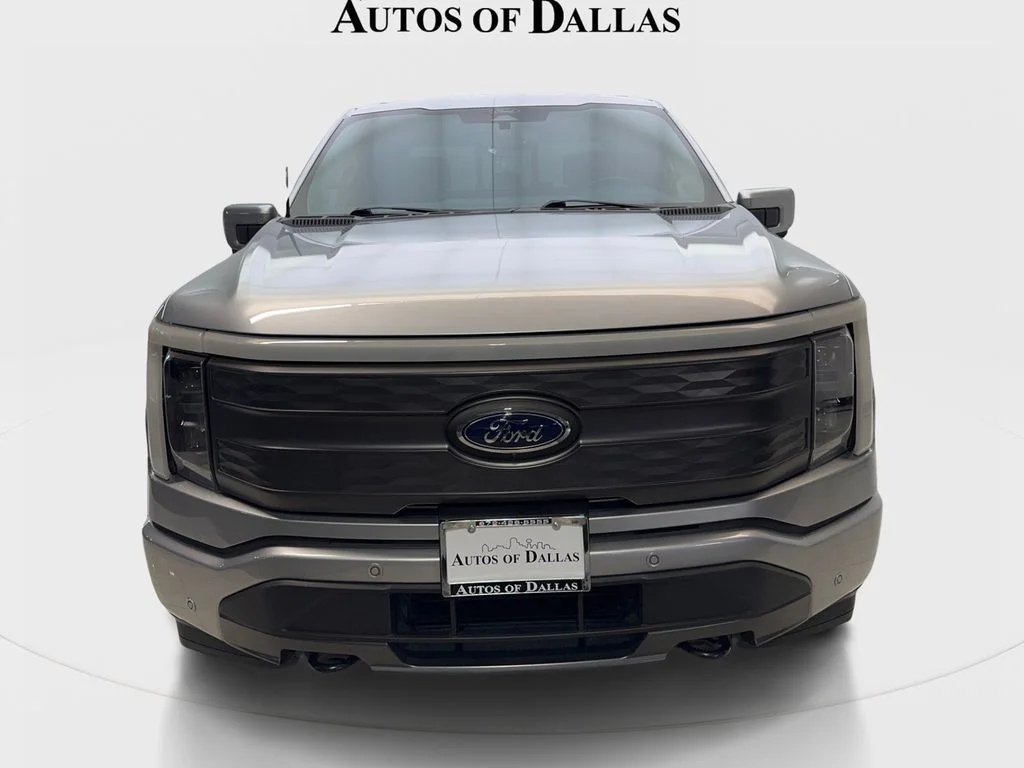 Used 2022 Silver Ford Lariat image 3