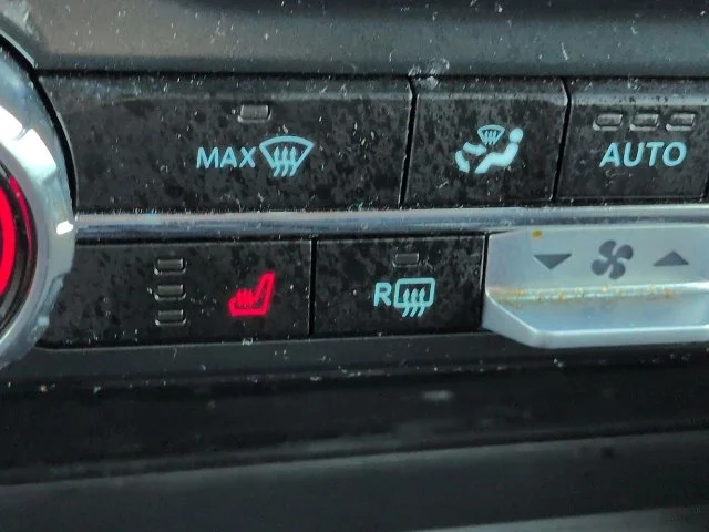 Used 2025 Black Metallic Ford XLT image 22