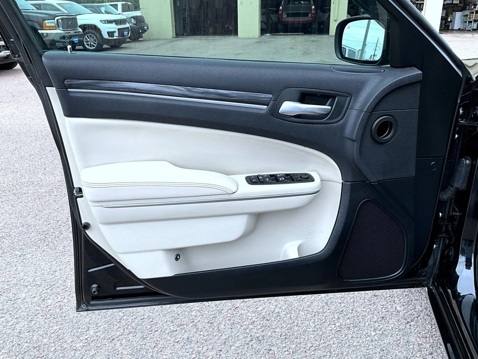 Certified Used 2018 Black Chrysler Touring image 10