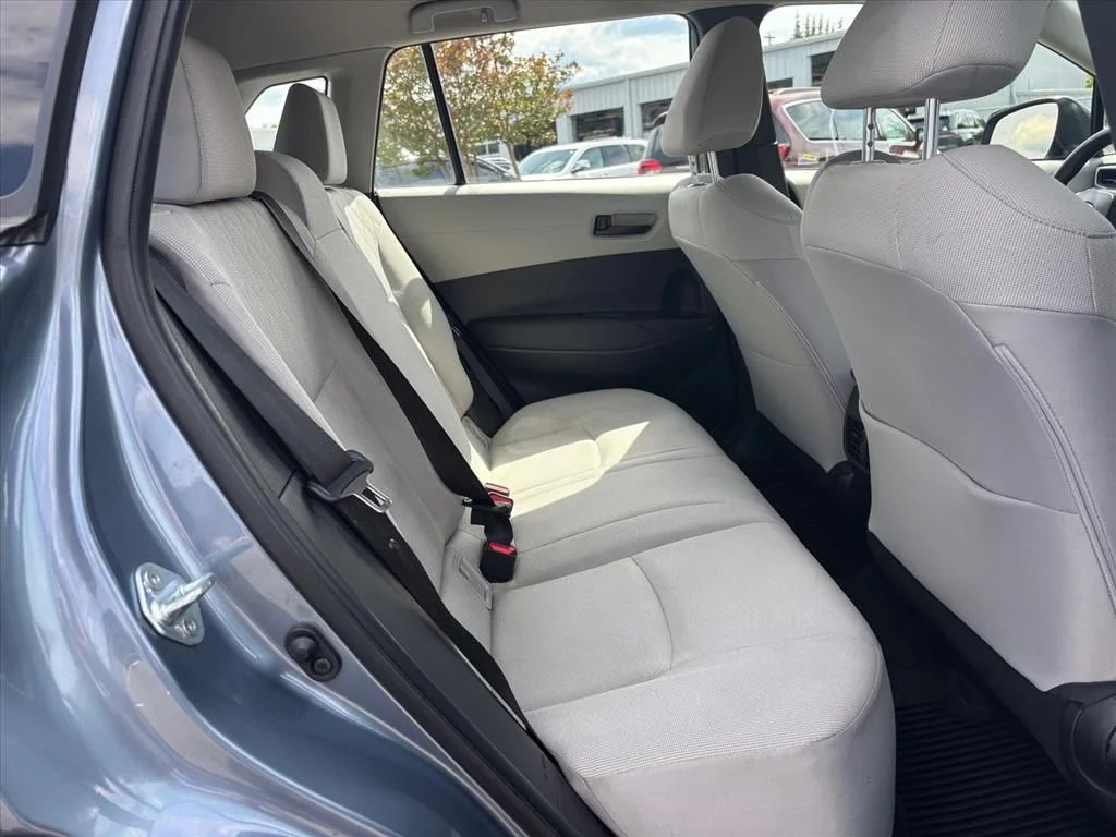 Used 2024  Toyota L image 13