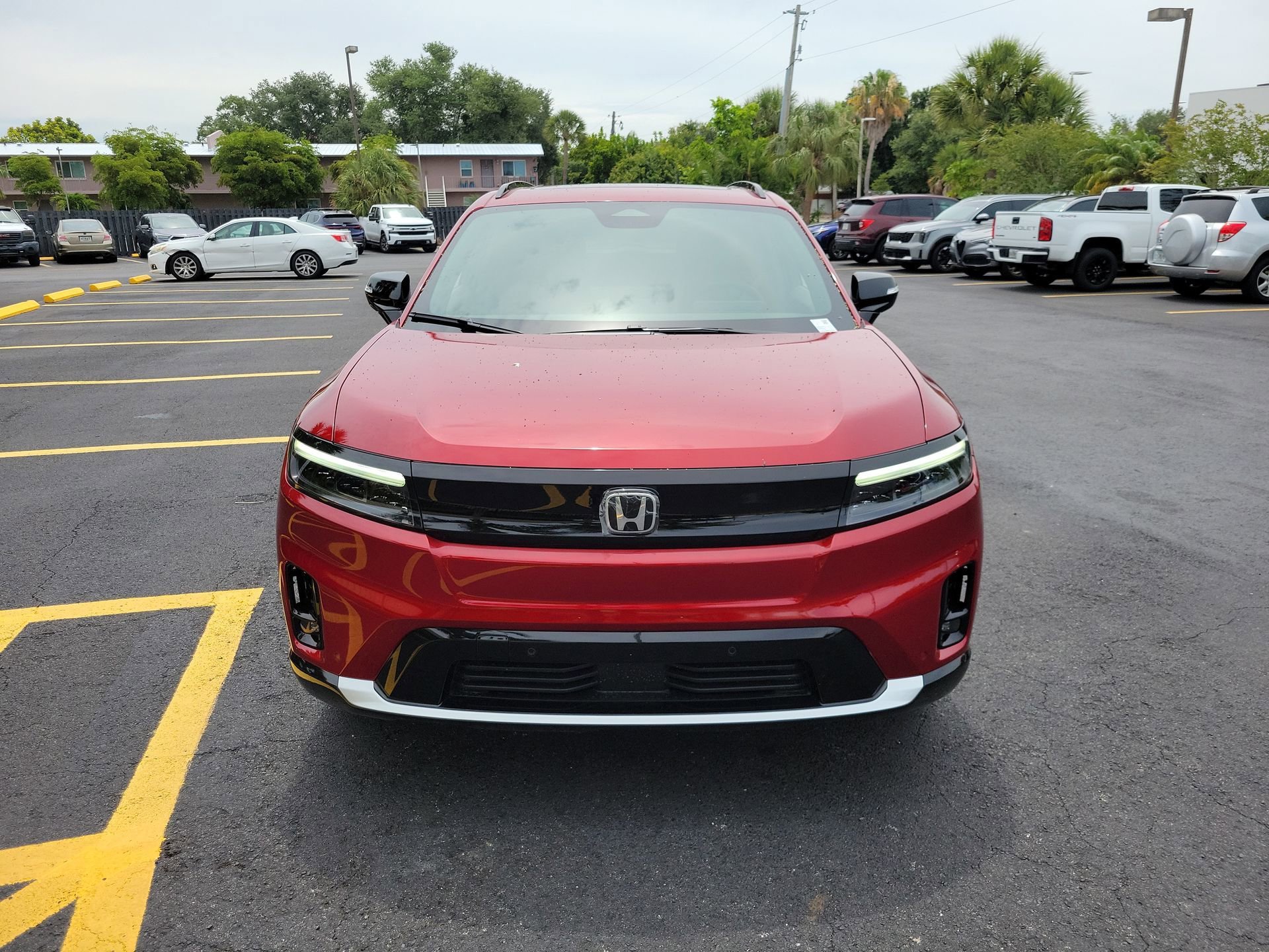 New 2026 Scarlet Red Metallic Honda Touring image 4