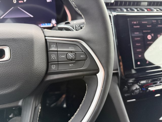 Used 2024 Black Jeep Altitude X image 23